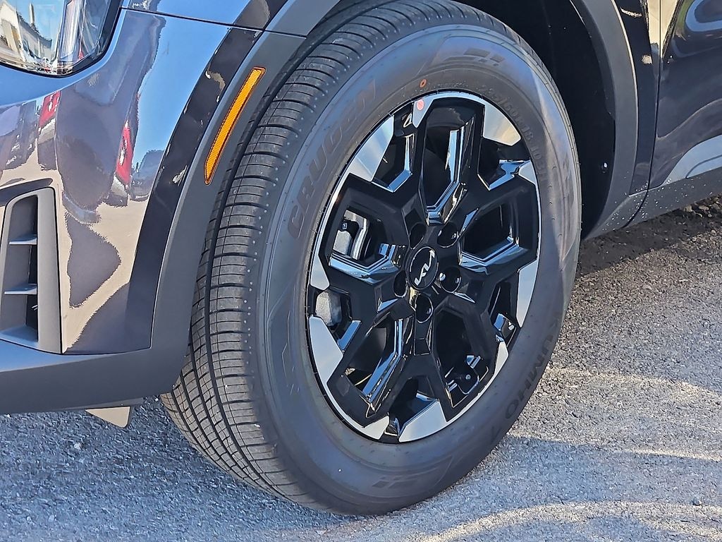 New 2026 Kia Sorento S SUV