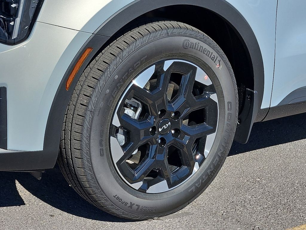 New 2026 Kia Sorento S SUV