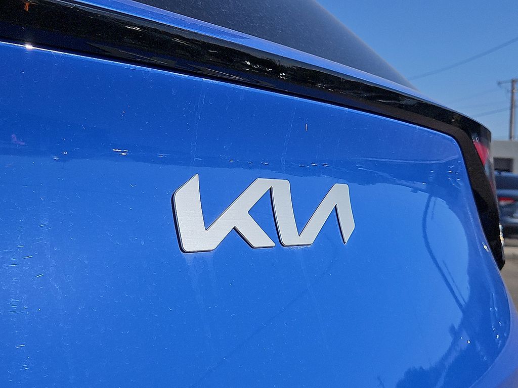 2026 Kia Sportage EX - Photo 14