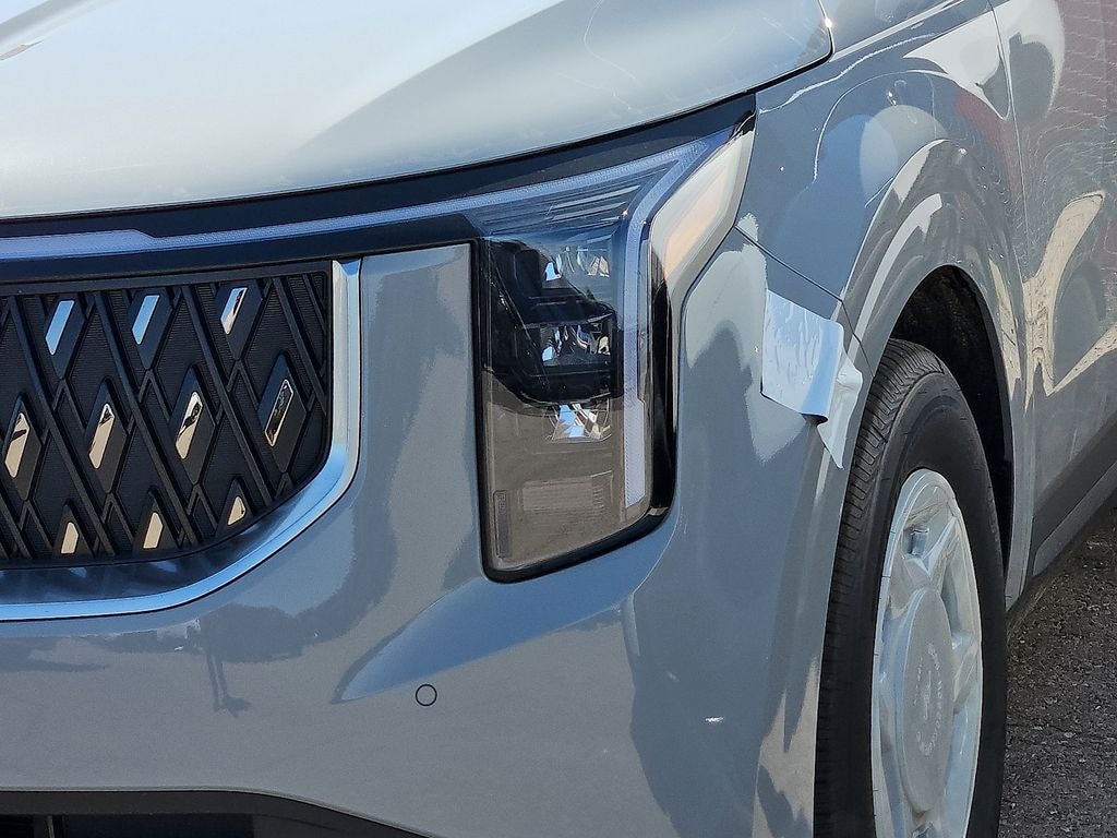 New 2027 Kia Carnival LX Van Passenger Van