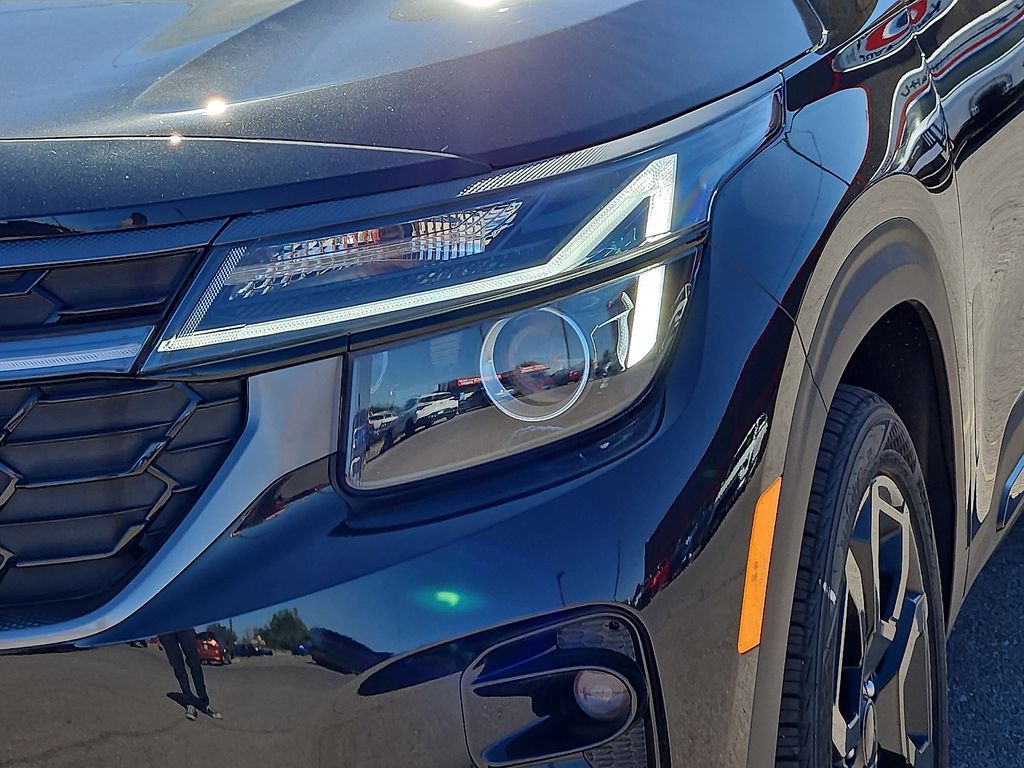 2025 Kia Seltos X-Line - Photo 9