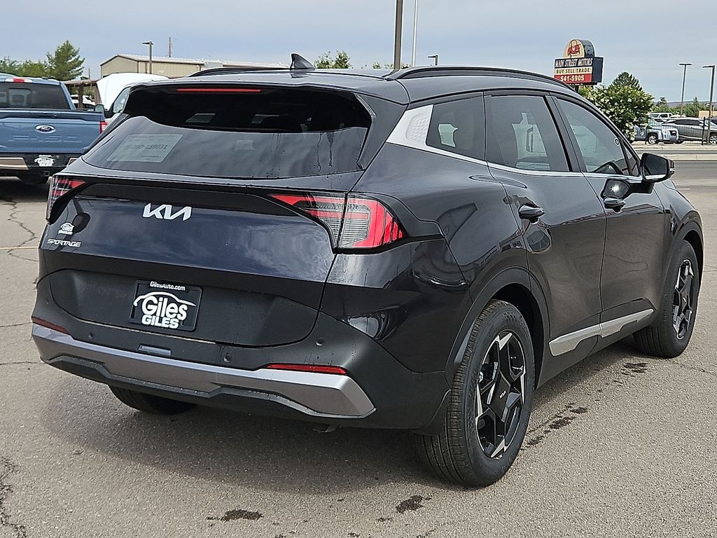New 2026 Kia Sportage EX SUV