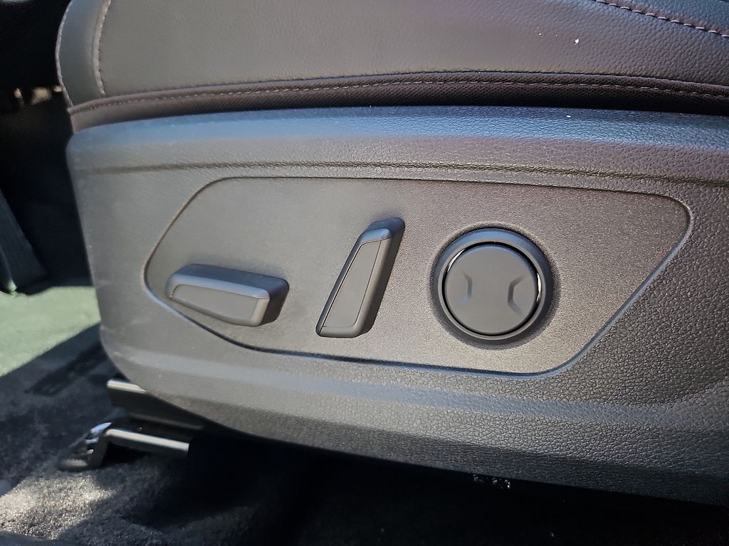 2026 Kia Sportage SX - Photo 20