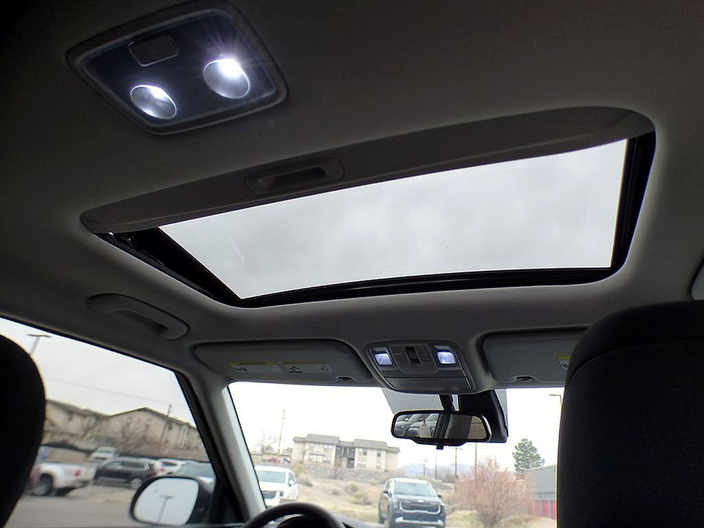 2025 Kia Soul EX - Photo 23
