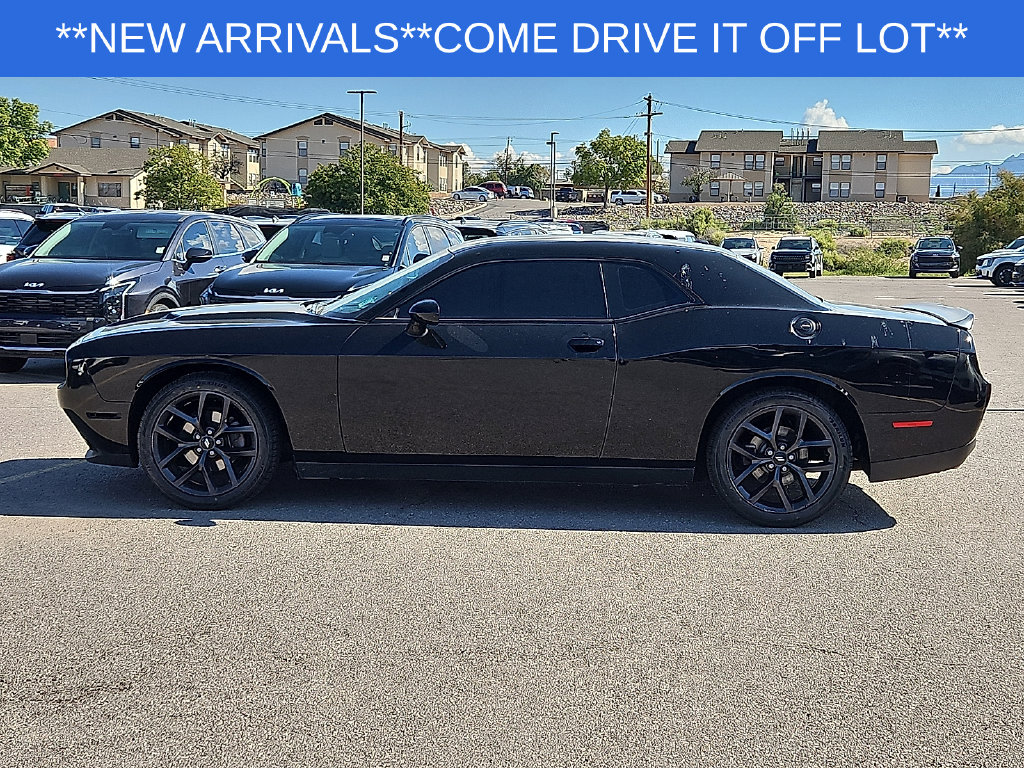 Used 2019 Dodge Challenger SXT with VIN 2C3CDZAG8KH688074 for sale in Las Cruces, NM
