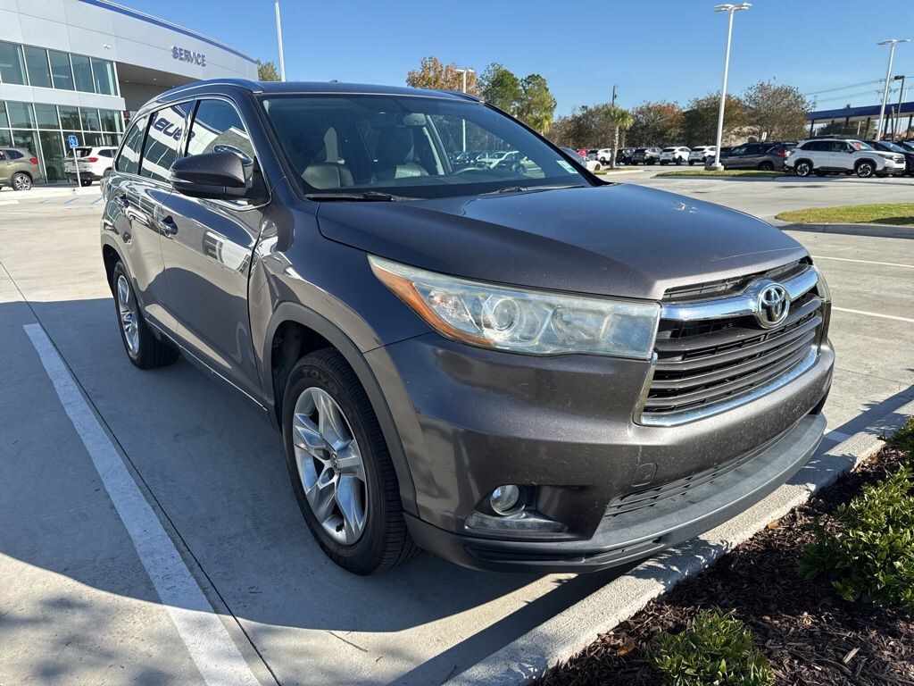 Used 2016 Toyota Highlander Limited SUV