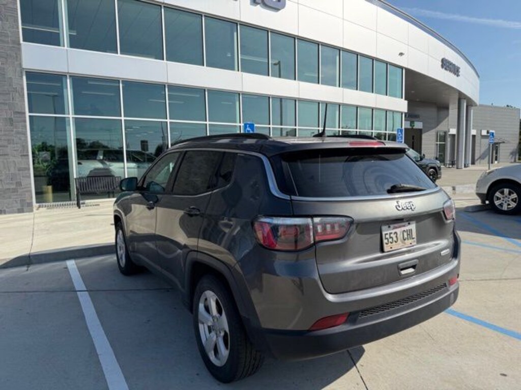 Used 2018 Jeep Compass Latitude SUV