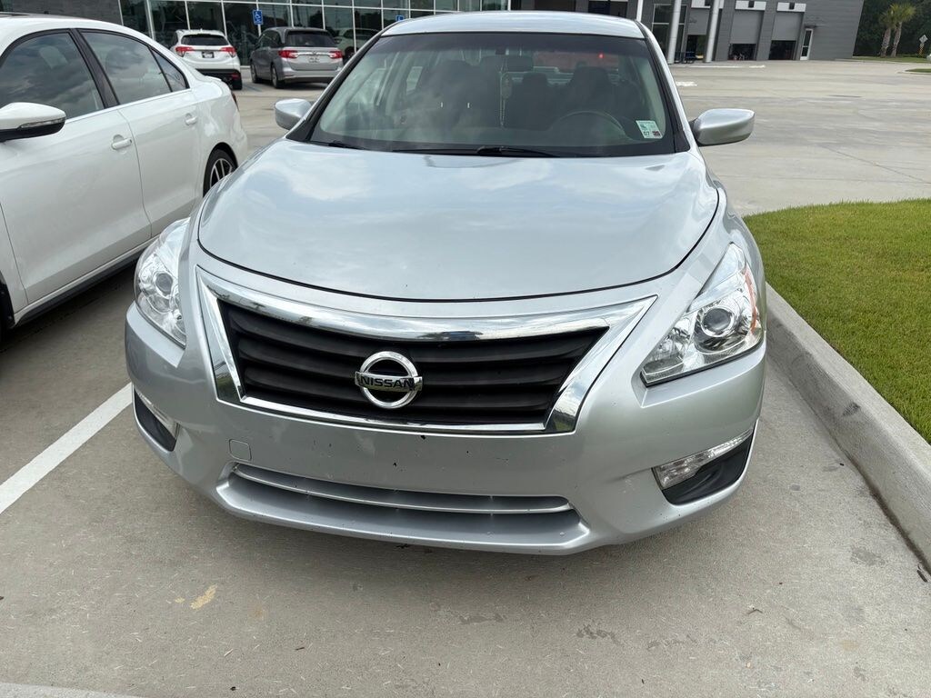 Used 2014 Nissan Altima 2.5 S Sedan