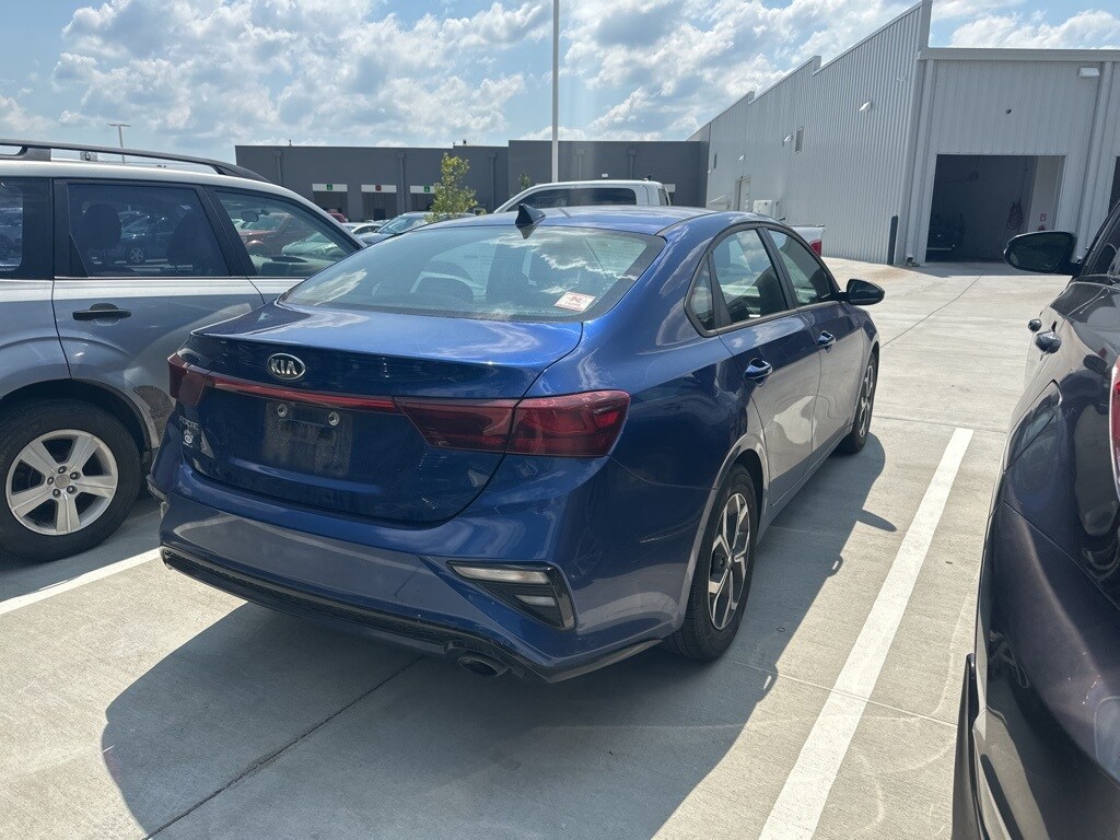2021 Kia Forte LXS photo 3