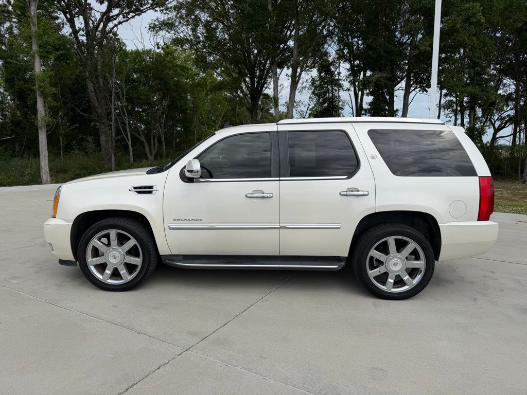 Used 2010 Cadillac Escalade Luxury with VIN 1GYUCBEF9AR227485 for sale in Lafayette, LA