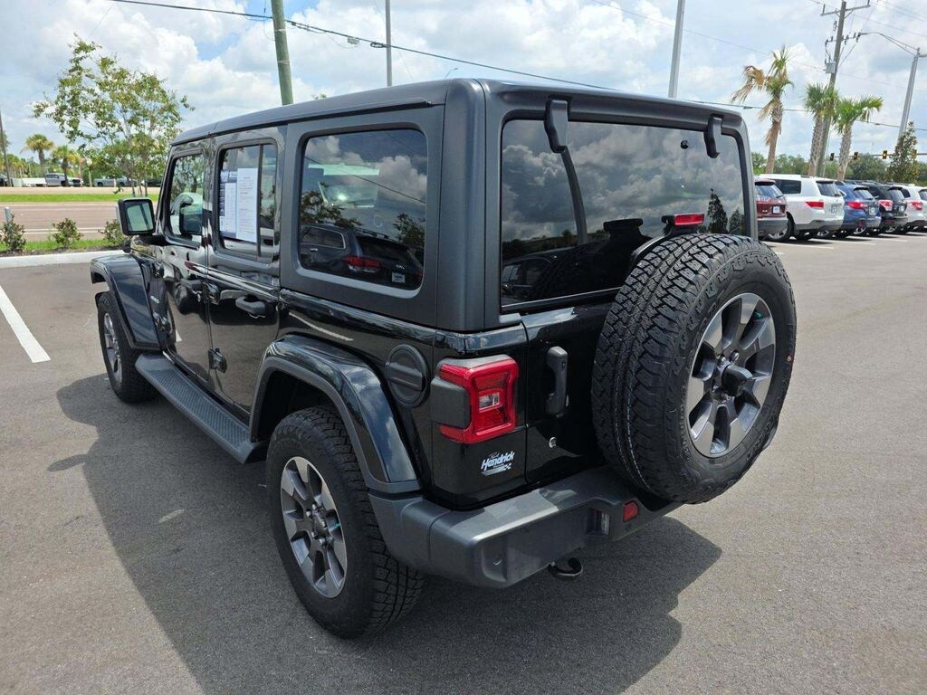 Used 2018 Jeep Wrangler Unlimited Sahara SUV