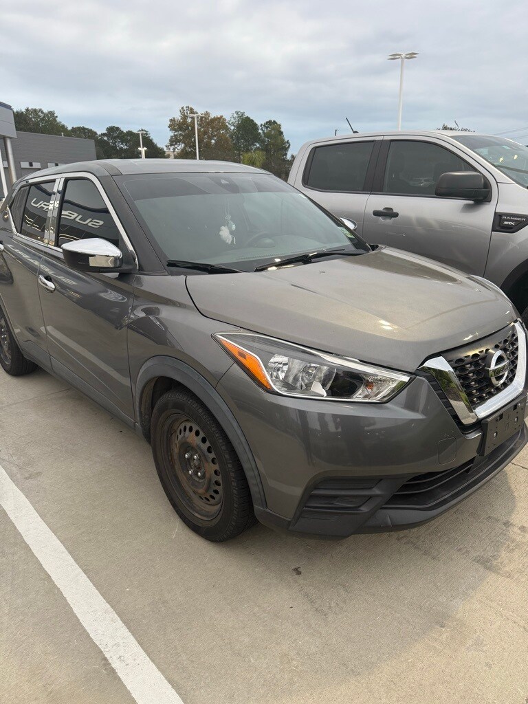 2020 Nissan Kicks S photo 4