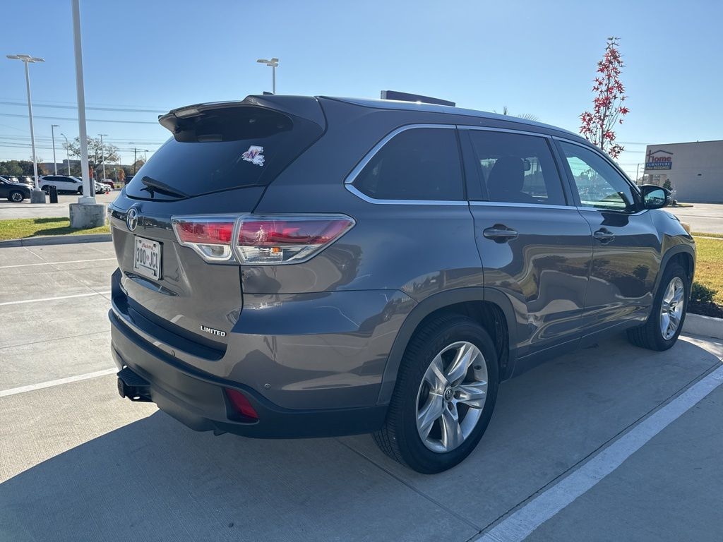 Used 2016 Toyota Highlander Limited SUV