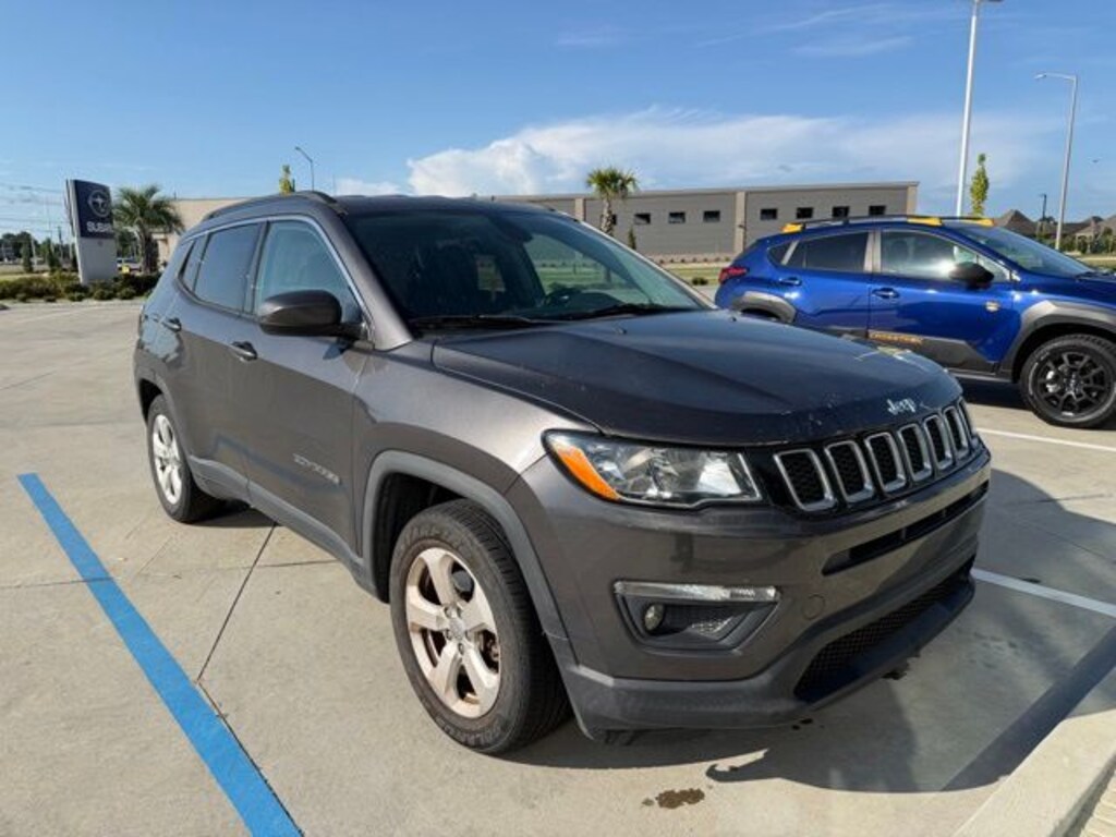 Used 2018 Jeep Compass Latitude SUV