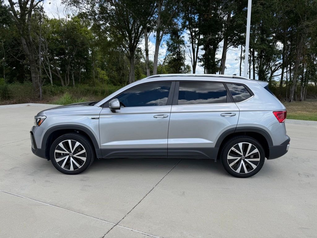 Used 2024 Volkswagen Taos 1.5T SE SUV