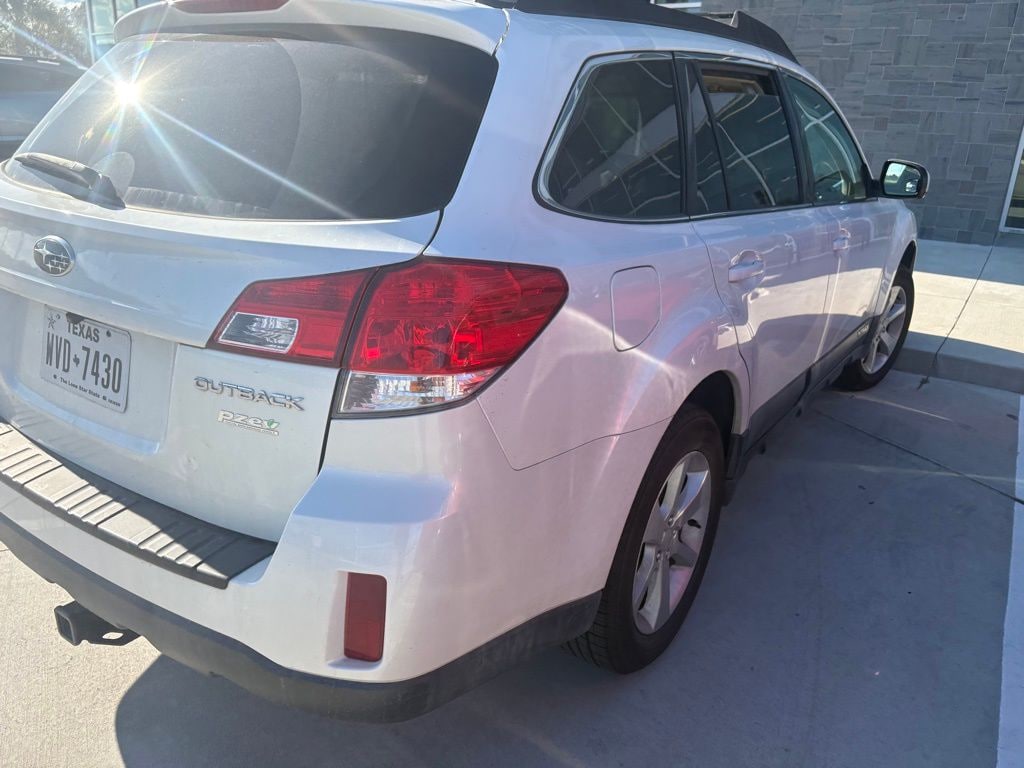 Used 2013 Subaru Outback 2.5i Premium SUV