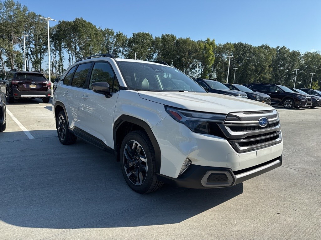2025 Subaru Forester Limited photo 2