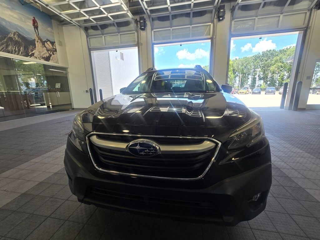 Used 2022 Subaru Outback Premium SUV