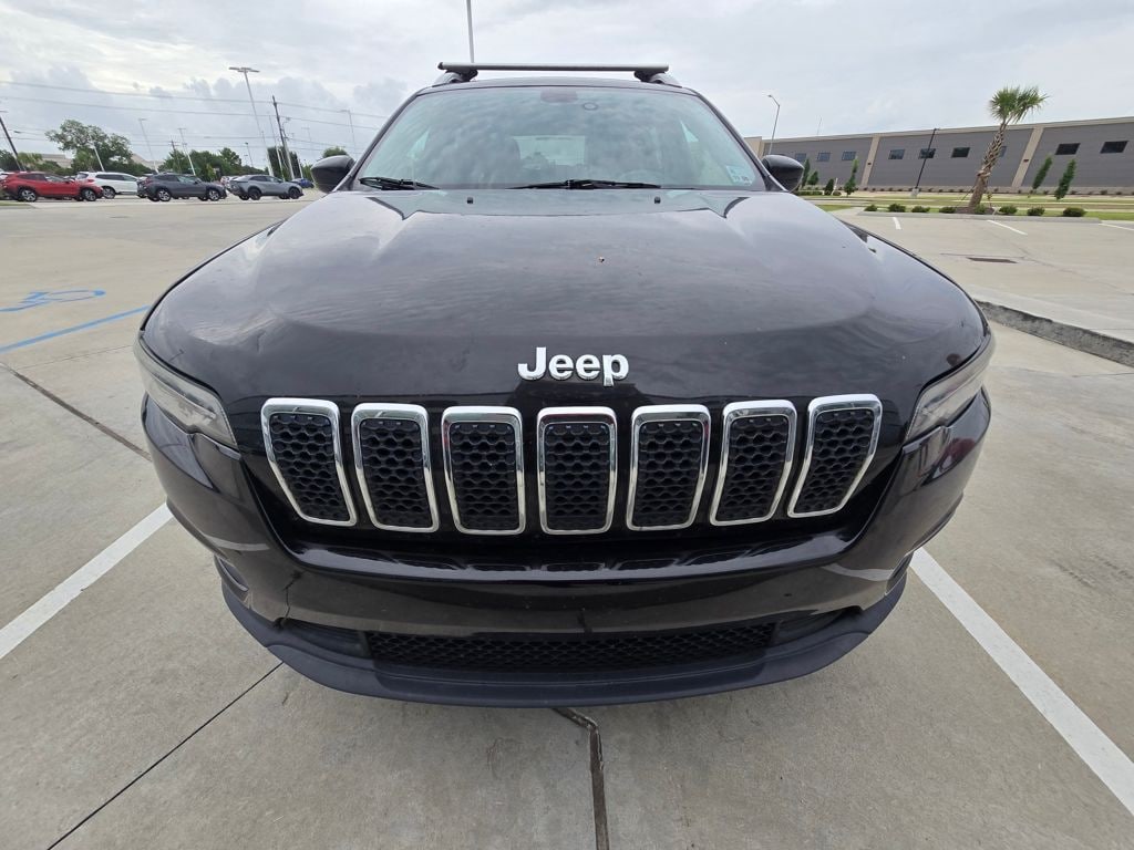 Used 2020 Jeep Cherokee Latitude SUV