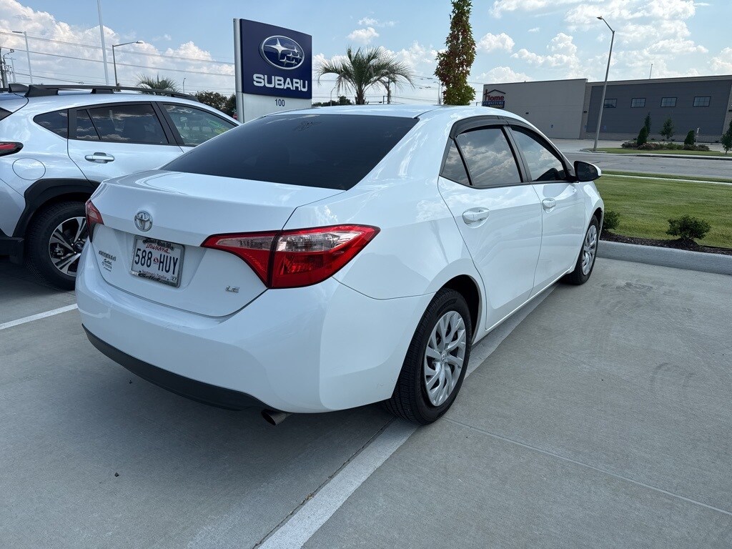 2019 Toyota Corolla L photo 3
