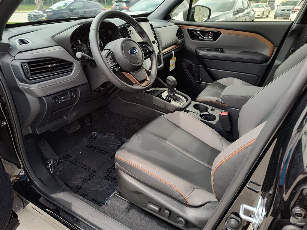2025 Subaru Forester Sport photo 2