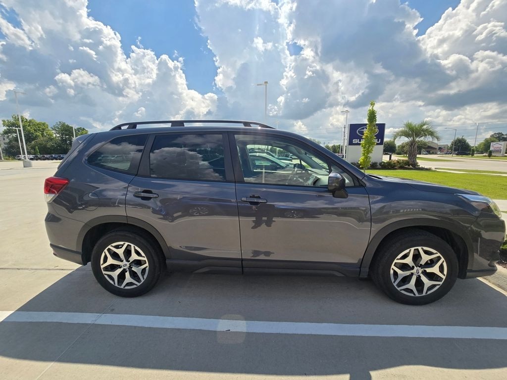 Used 2023 Subaru Forester Premium SUV