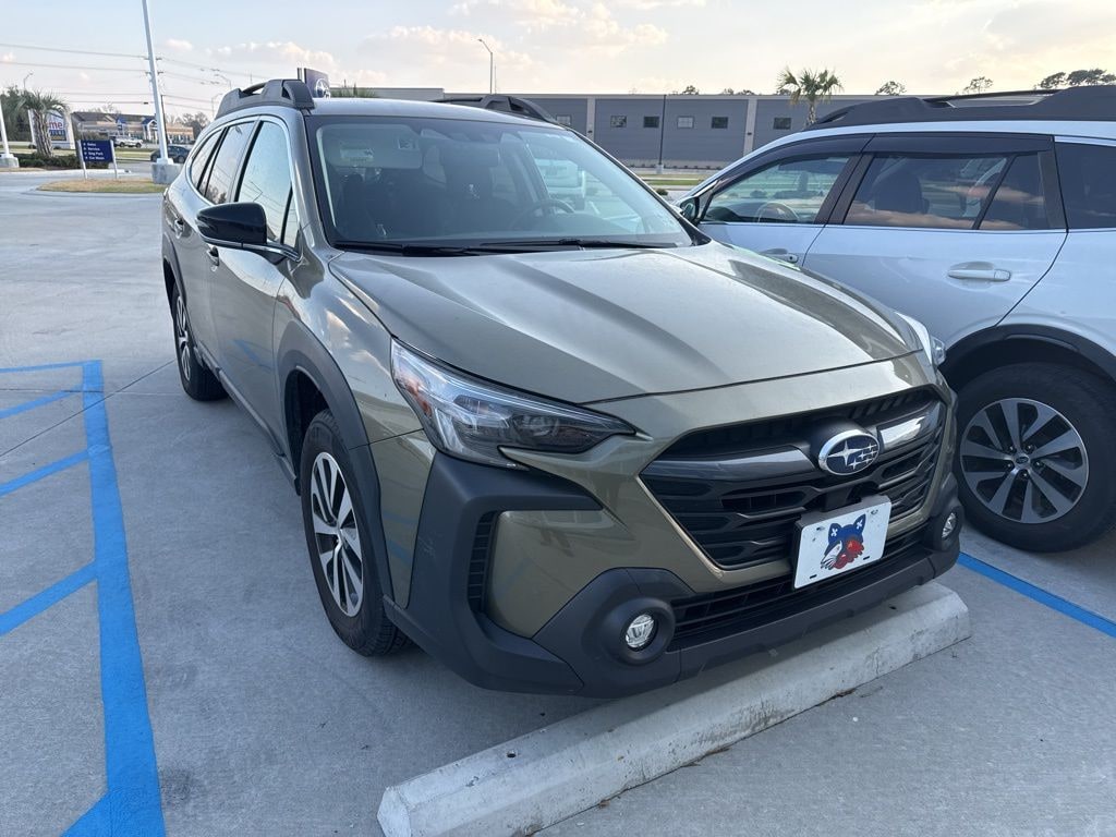 Used 2025 Subaru Outback Premium SUV