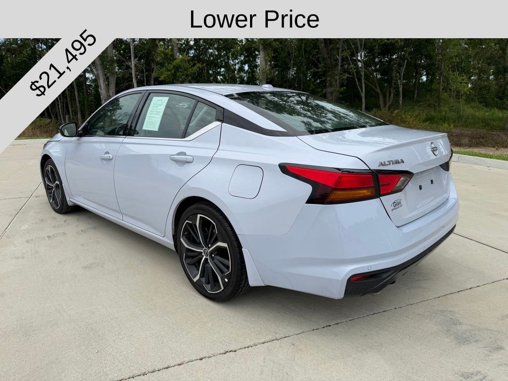 Used 2024 Nissan Altima 2.5 SR Sedan
