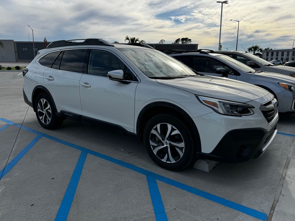2020 Subaru Outback Touring XT photo 4