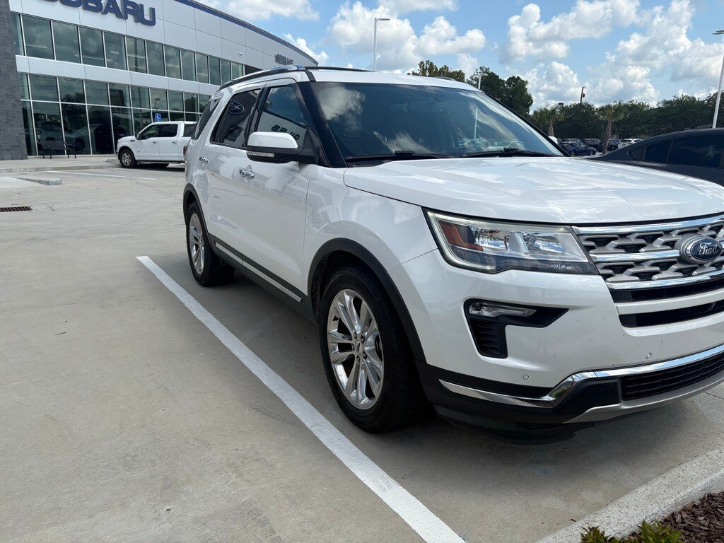 2018 Ford Explorer Limited photo 2