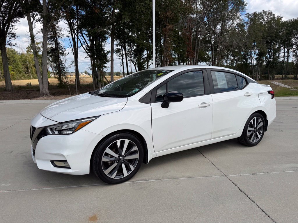 2021 Nissan Versa Sedan SR
