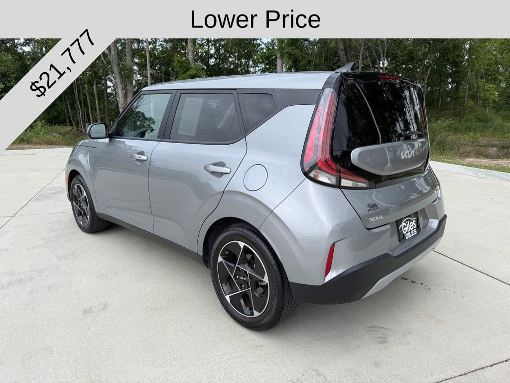 Used 2024 Kia Soul EX Hatchback