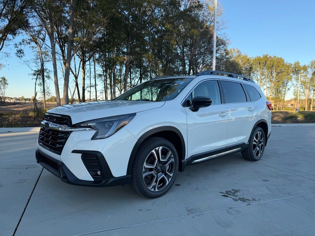 2026 Subaru Ascent Limited's photo
