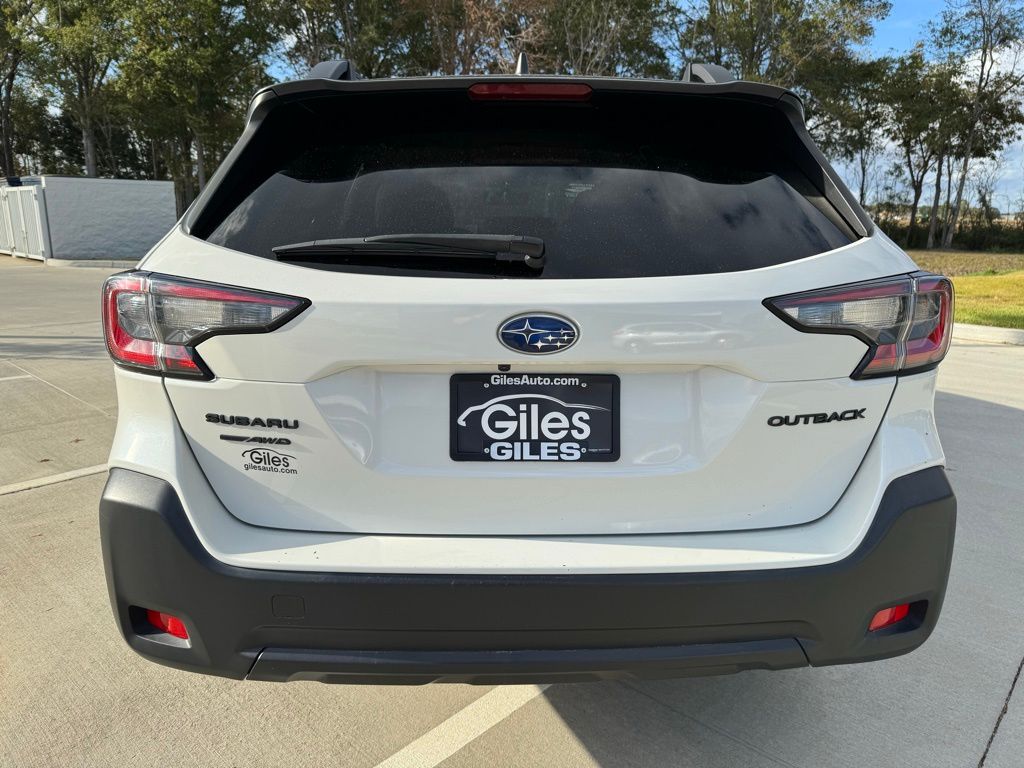 2023 Subaru Outback Onyx Edition photo 4