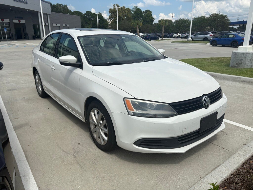 2011 Volkswagen Jetta 2.5L SE photo 2