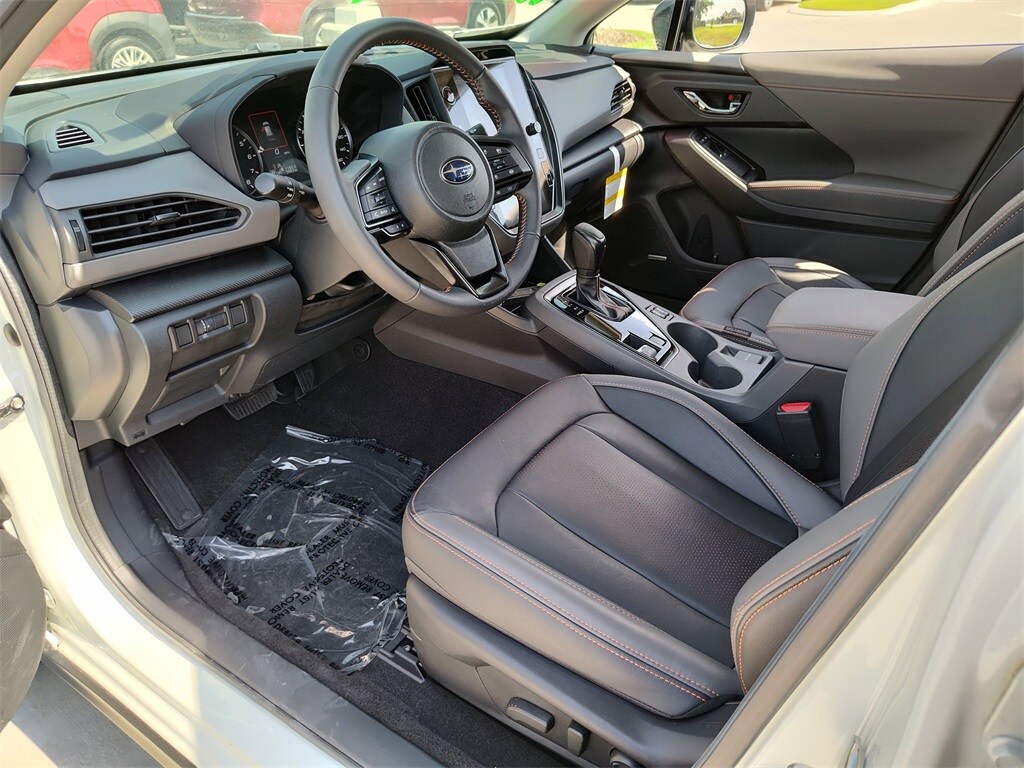 2024 Subaru Crosstrek Limited photo 2