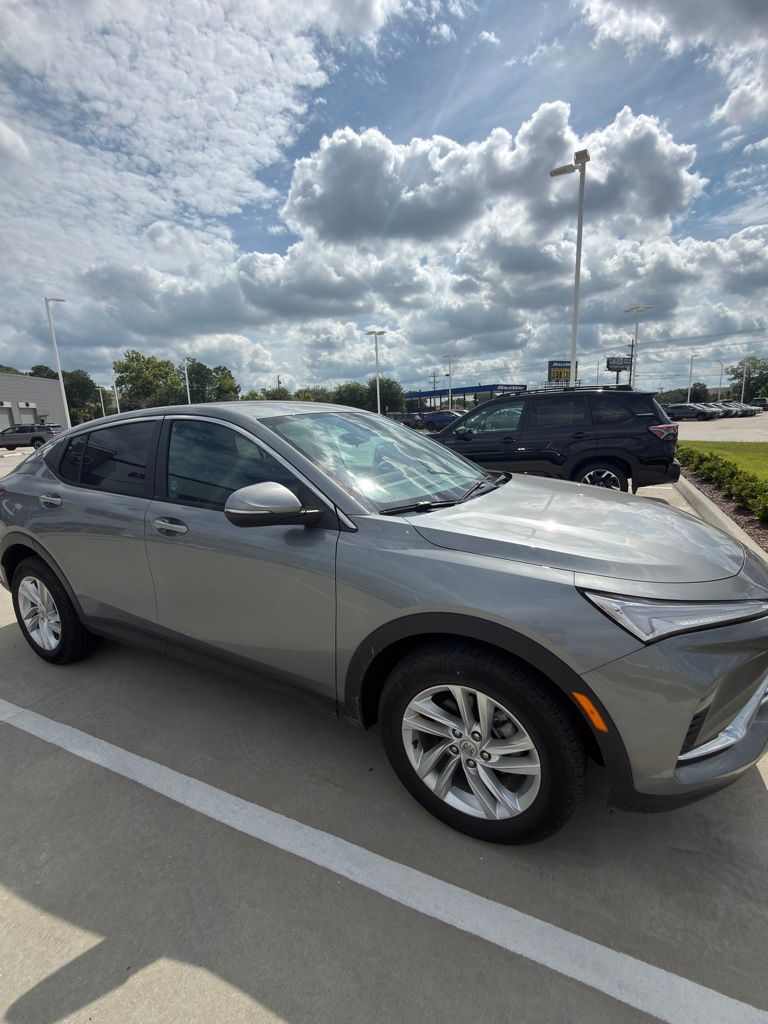 2024 Buick Envista Preferred's photo