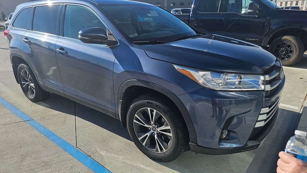 Used 2019 Toyota Highlander LE Plus SUV