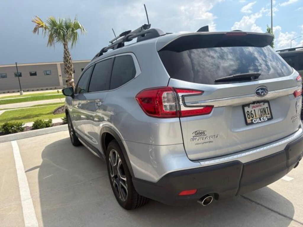 Used 2024 Subaru Ascent Touring SUV