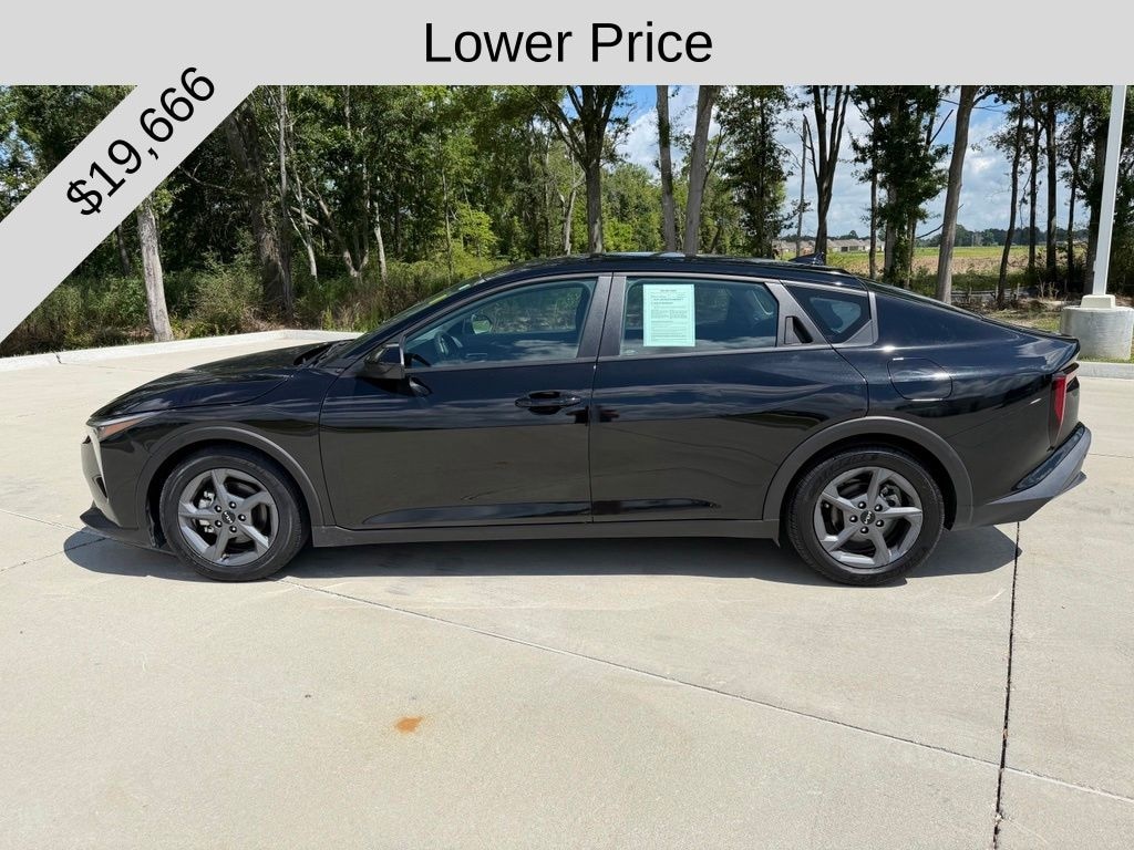 Used 2025 Kia K4 LXS Sedan
