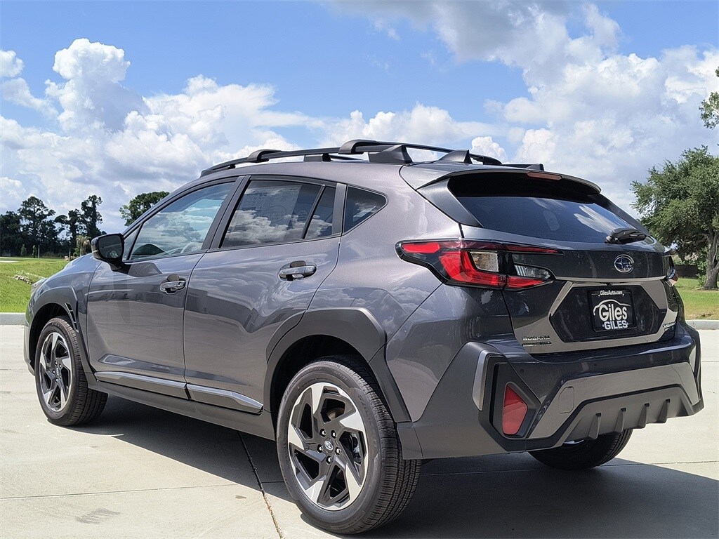 2025 Subaru Crosstrek Limited photo 2
