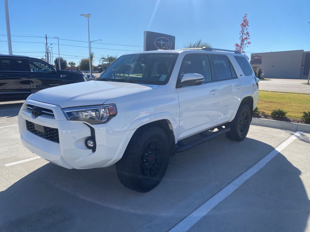 2022 Toyota 4Runner SR5 Premium's photo