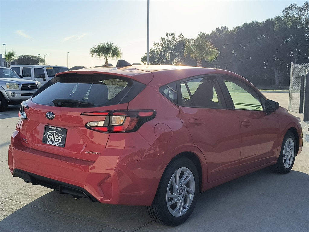 New 2025 Subaru Impreza Base Hatchback