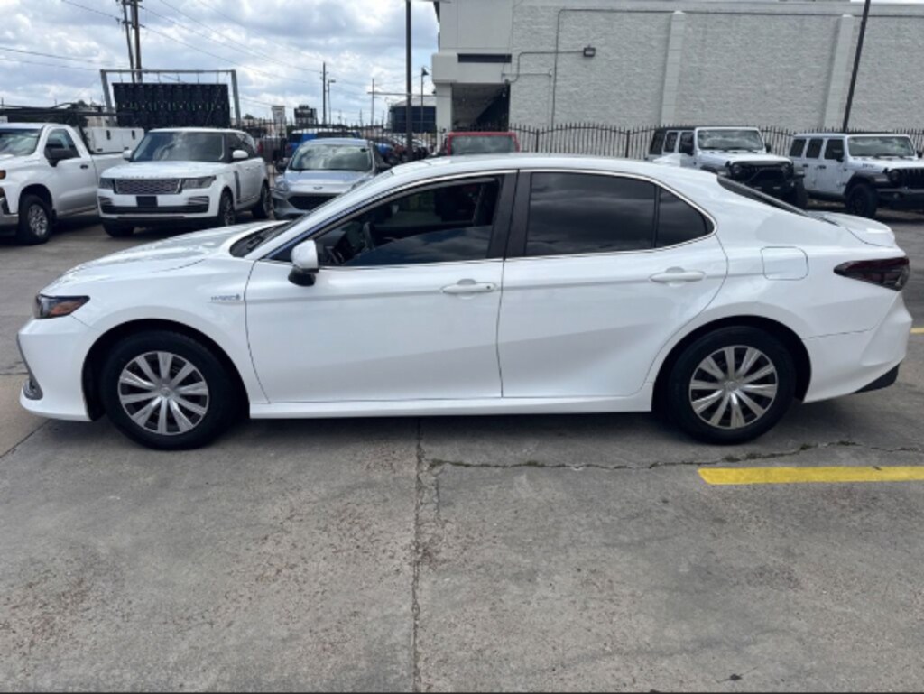 Used 2021 Toyota Camry Hybrid LE Sedan