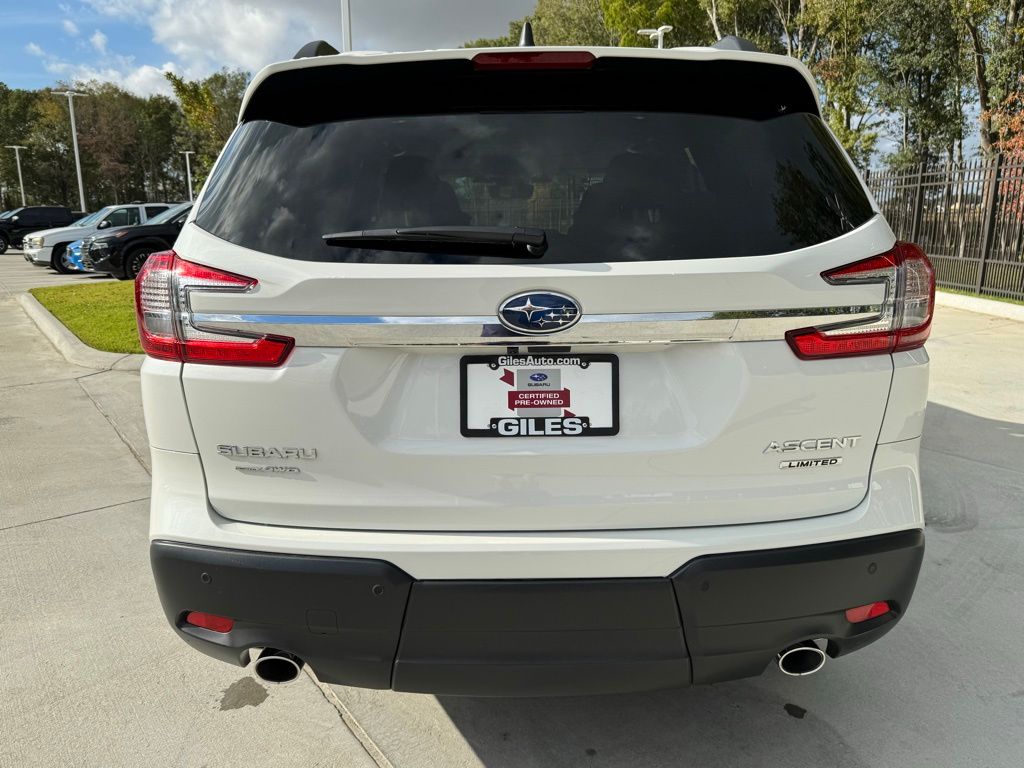 2025 Subaru Ascent Limited photo 3