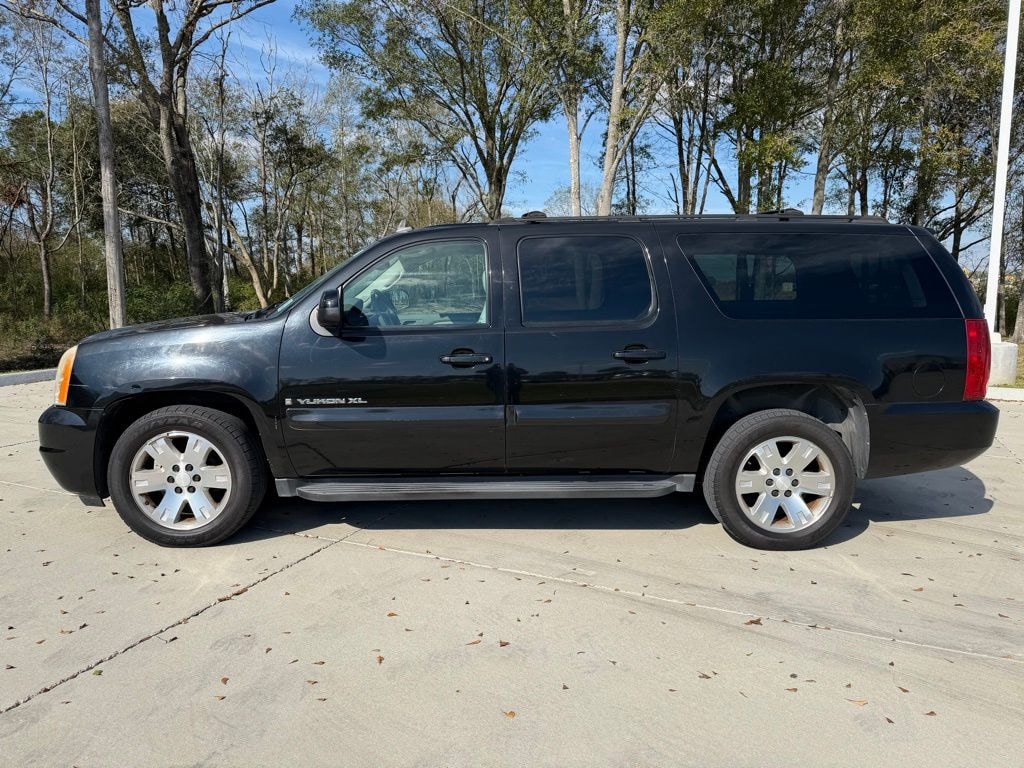 Used 2007 GMC Yukon XL SLE 1500 SUV