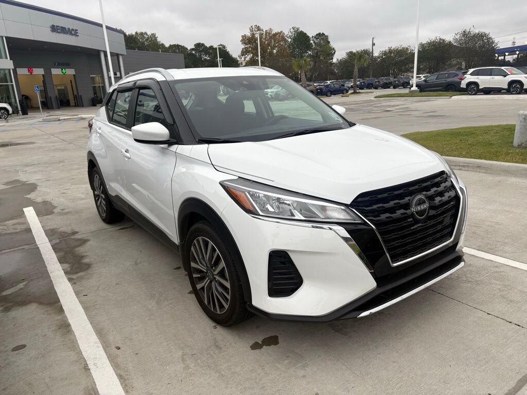 Used 2024 Nissan Kicks SV SUV