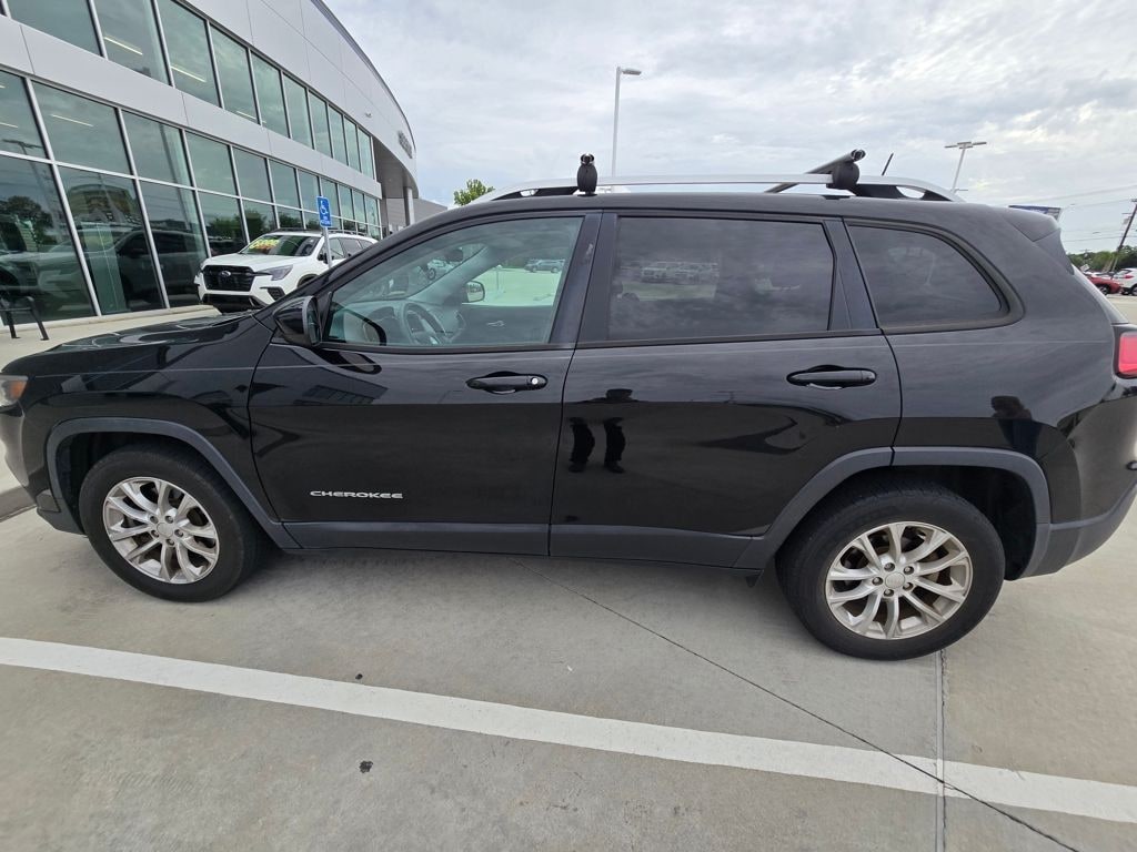 Used 2020 Jeep Cherokee Latitude SUV