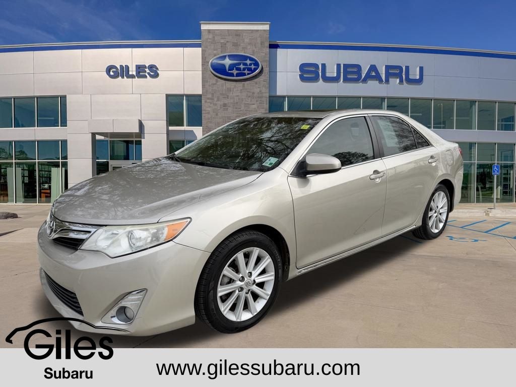 Used 2013 Toyota Camry XLE Sedan