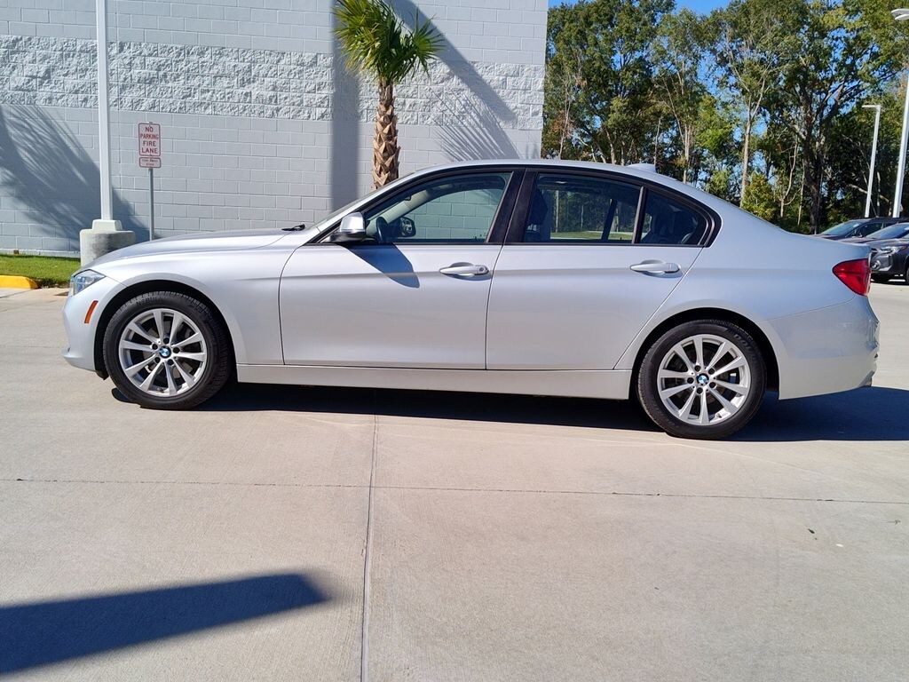 Used 2017 BMW 3 Series 320i Sedan